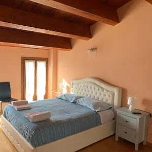 Appartamento Luce-- 2 Da Letto--centro Storico--parcheggio Privato Gratuito, Lugo (Ravenna)